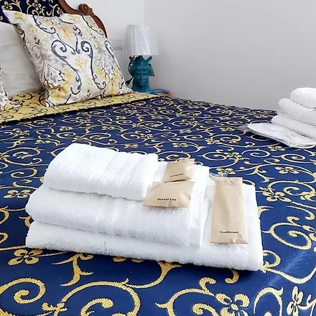 Alojamento de Acomodação e Pequeno-almoço Vfh Flavia Eco - 50 Metri Dal Mare 4*