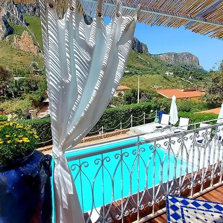 Vfh Flavia Eco - 50 Metri Dal Mare Bed & Breakfast 5*