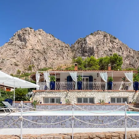 Vfh Flavia Eco - 50 Metri Dal Mare Bed & Breakfast